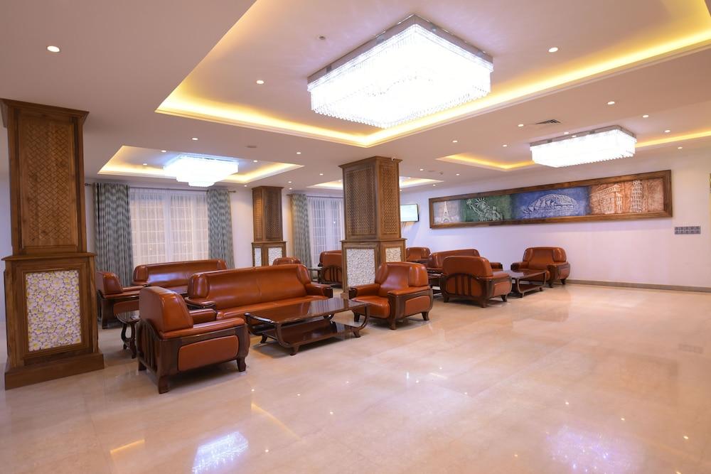 Araliya Green City - Your Gateway To Everything In Nuwara Eliya Eksteriør billede